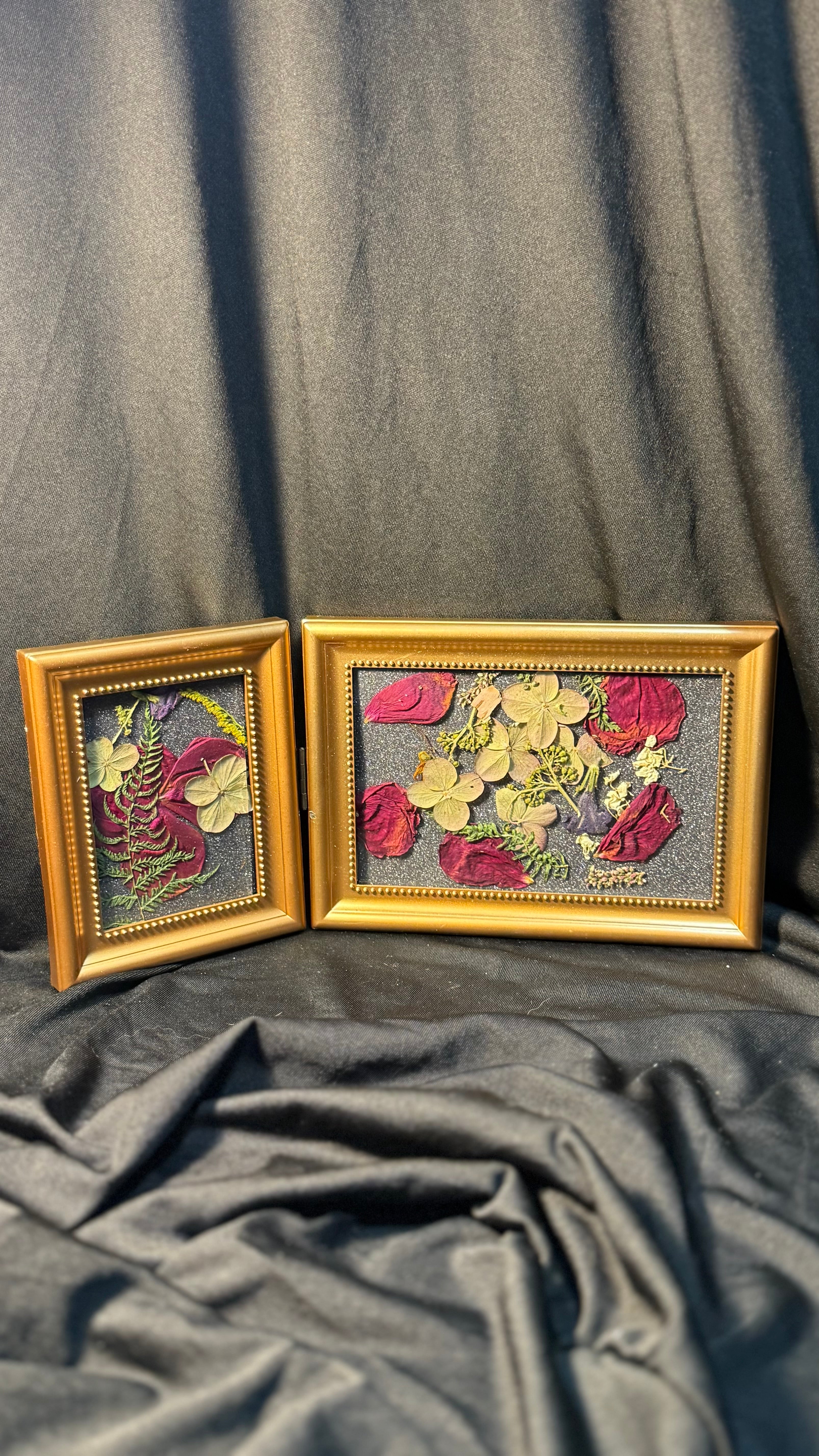 Dried flower dual frame