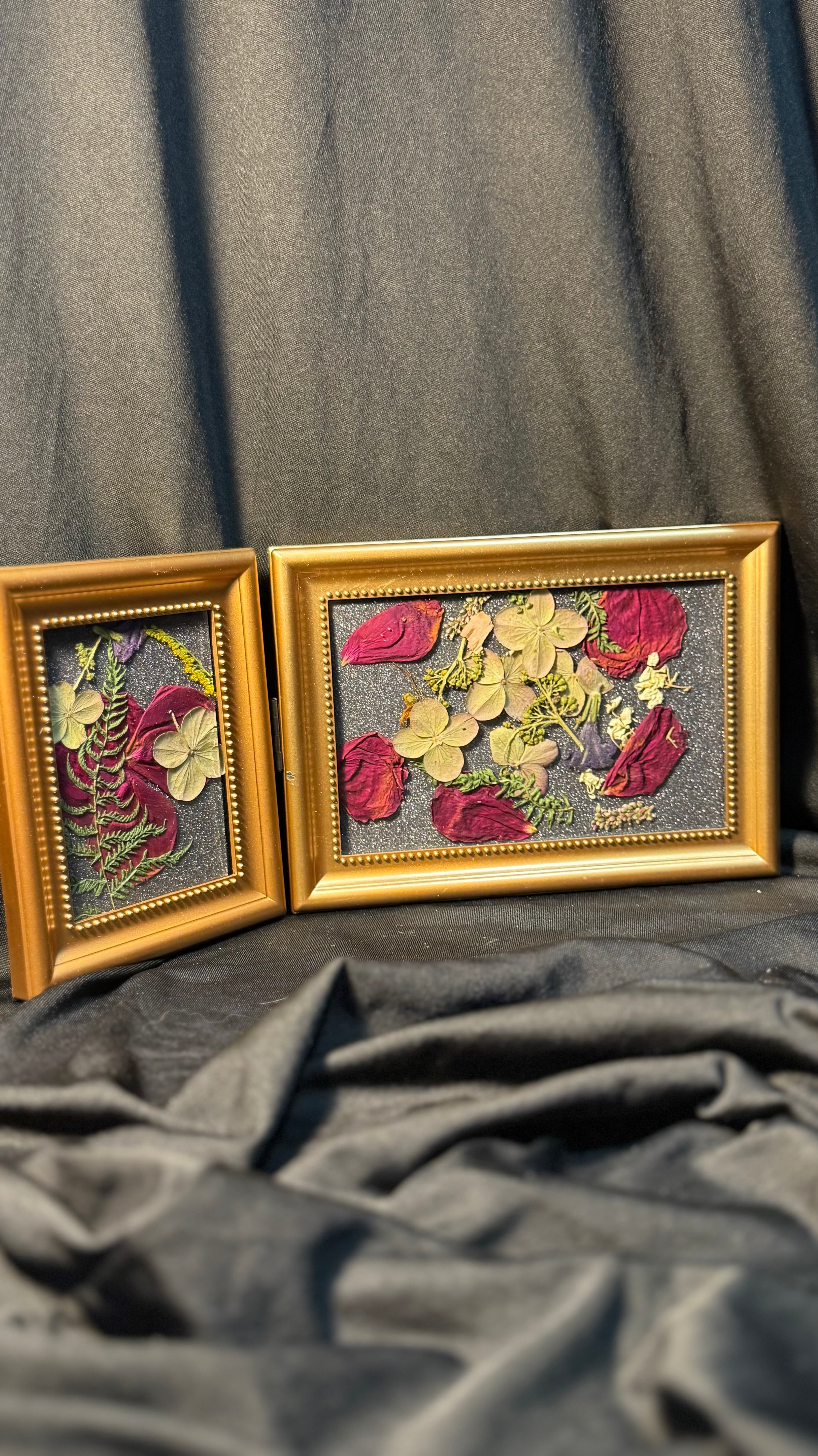 Dried flower dual frame